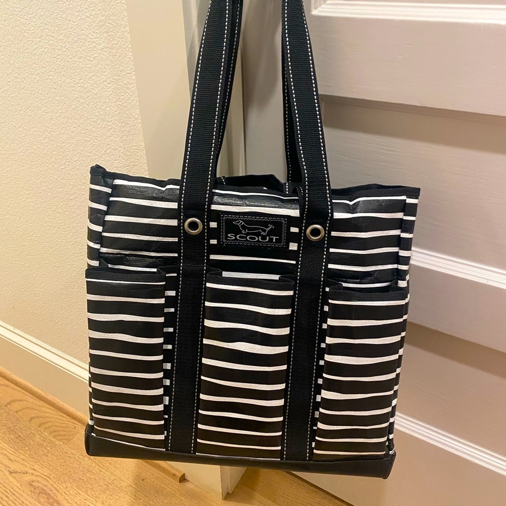 Scout tote